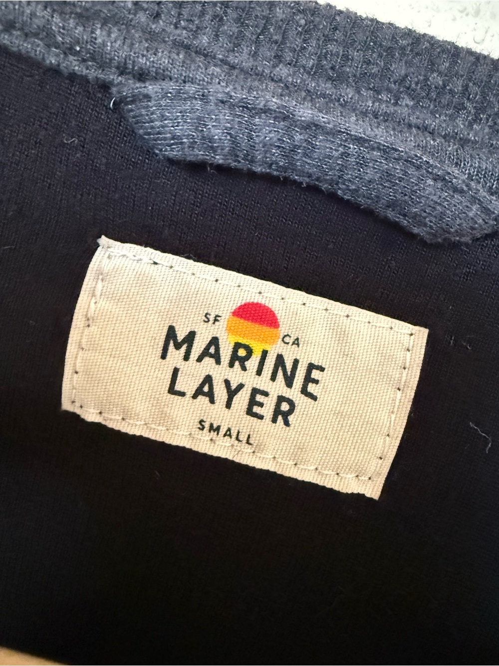 Marine Layer Double Knit Raglan Size Small - Picture 4 of 5
